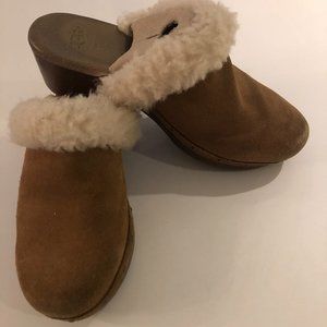 Ugg Clogs
